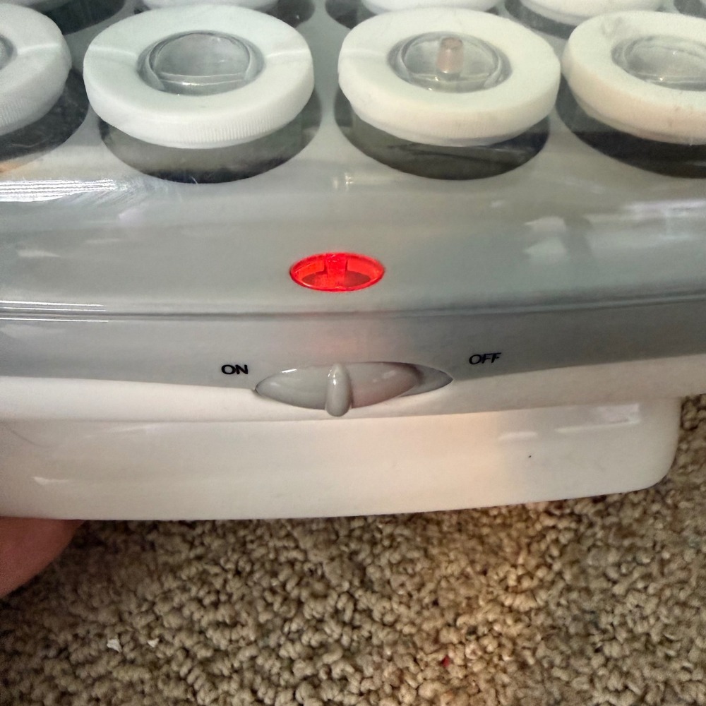 Jilbere by Conair Professional Ceramic Tools Porcelain Series 12 Roller Set - Picture 8 of 8